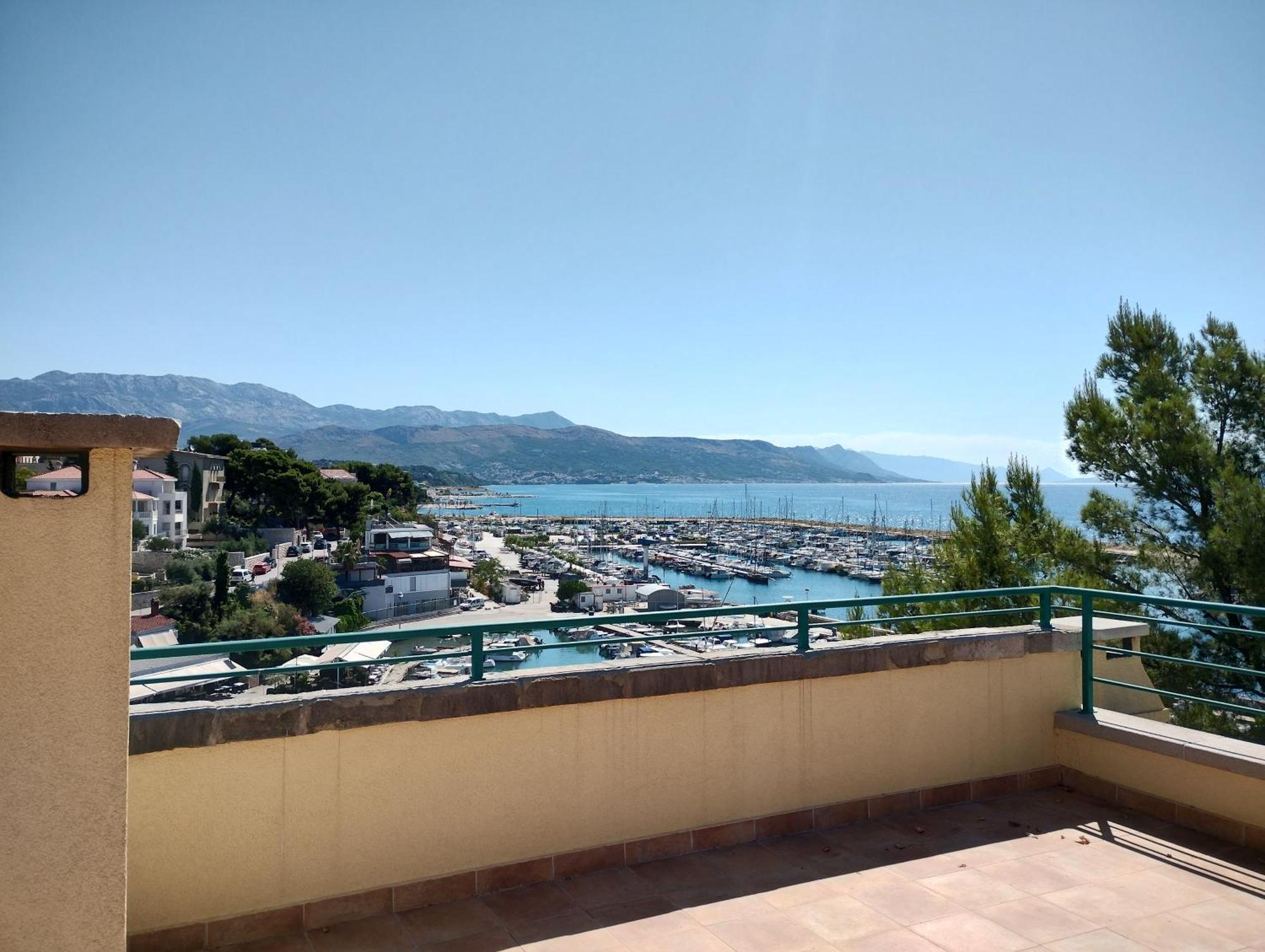 Old Captain'S Apartments - In A Pine Wood By The Sea And Tennis Courts Split Oda fotoğraf